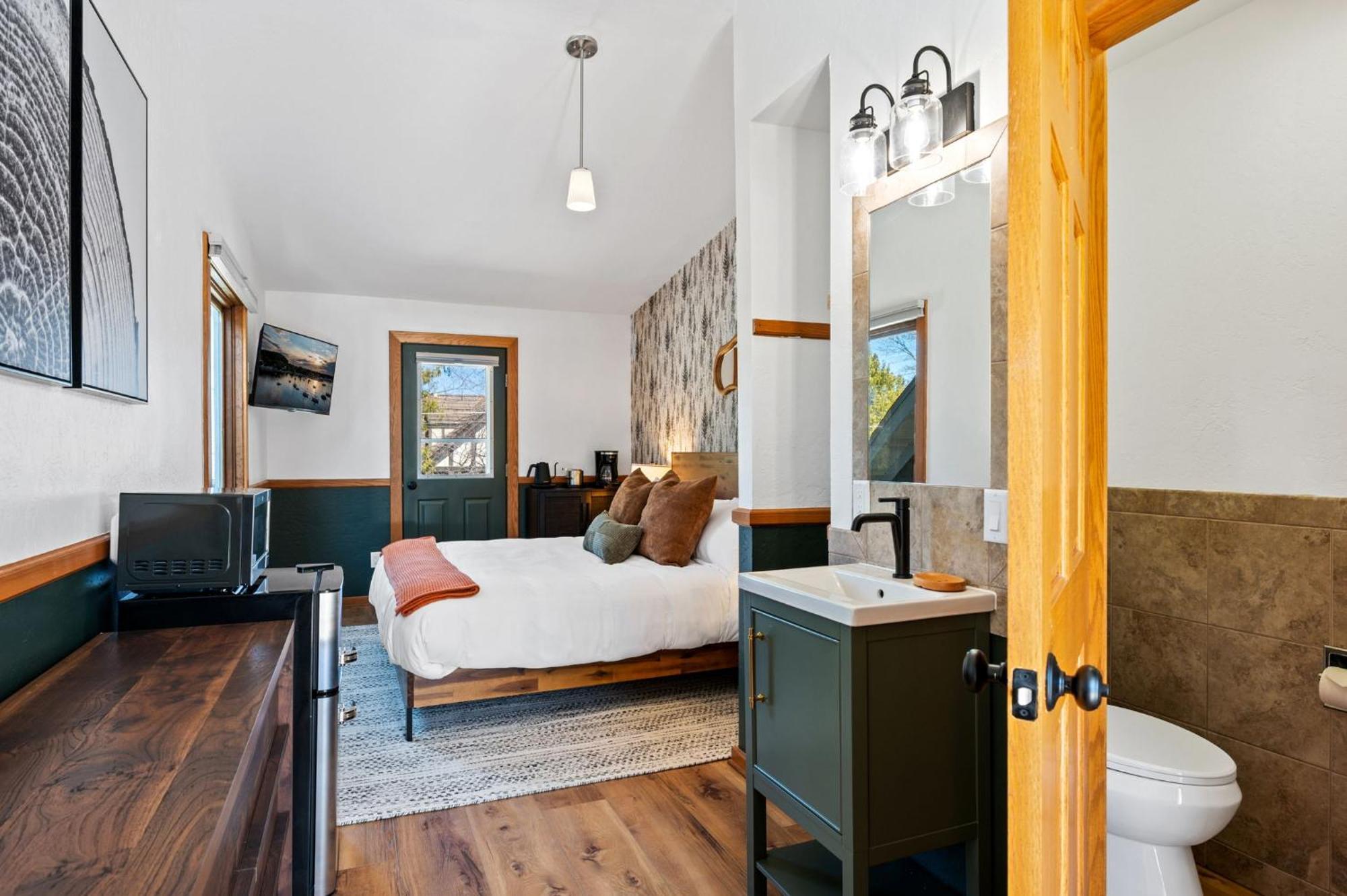 فيش كريك Spruce & Shore Motel المظهر الخارجي الصورة