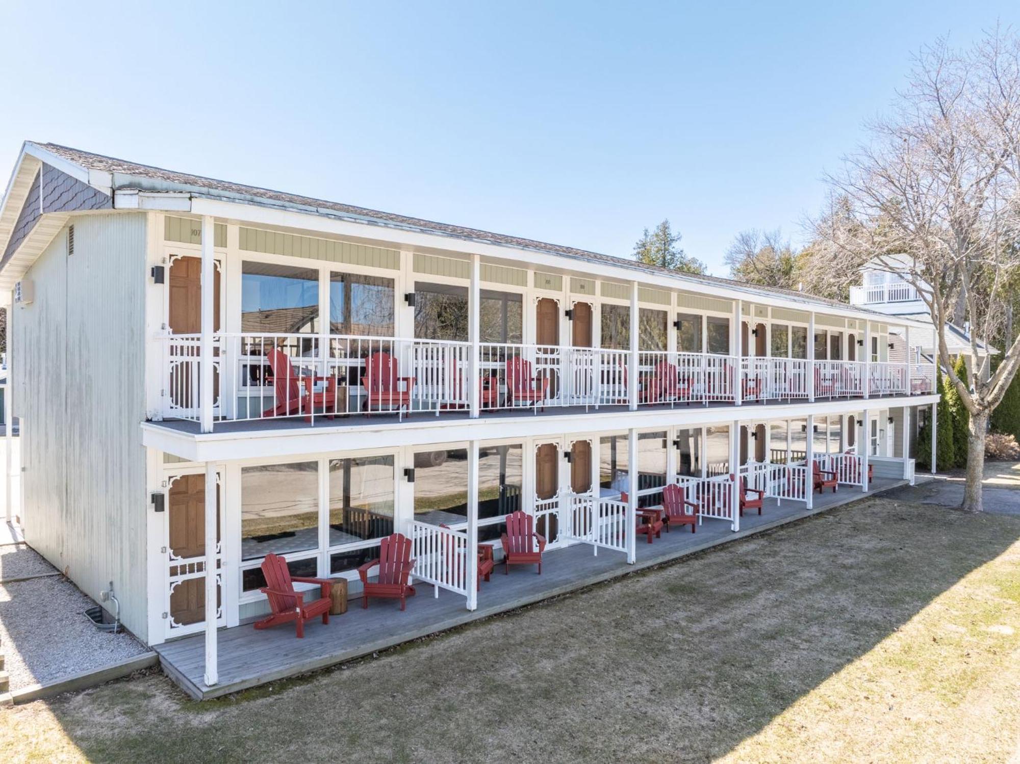 فيش كريك Spruce & Shore Motel المظهر الخارجي الصورة